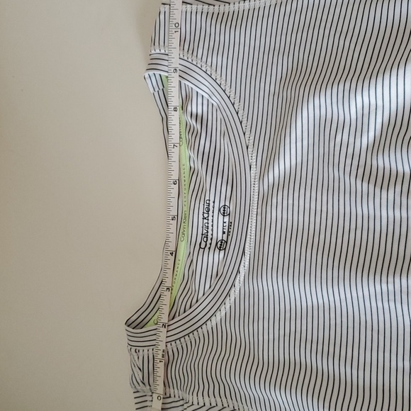 Calvin Klein Performance T-shirt size M - Picture 7 of 9